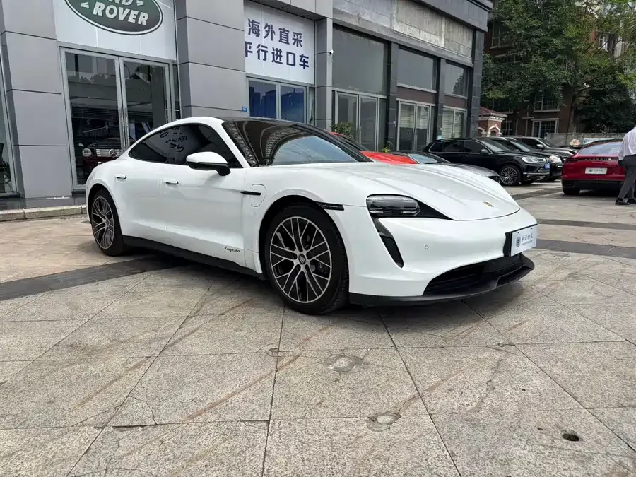 Porsche Taycan
