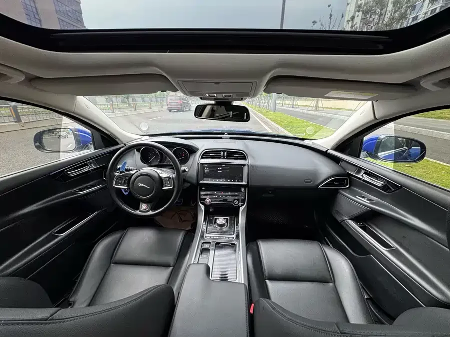 Jaguar XEL