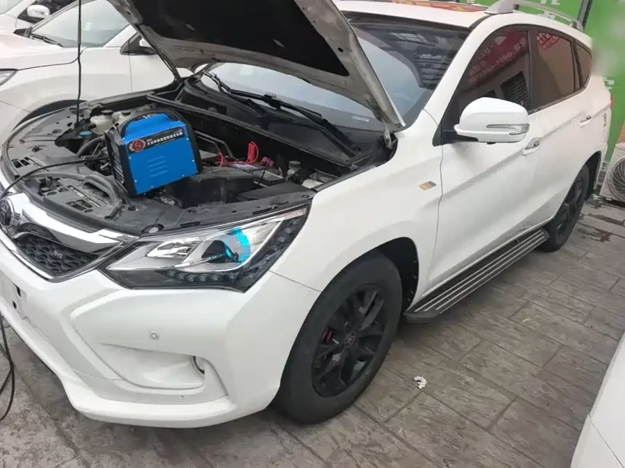 BYD Song