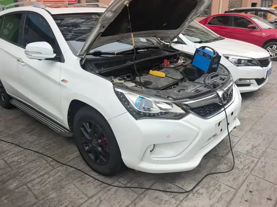 BYD Song