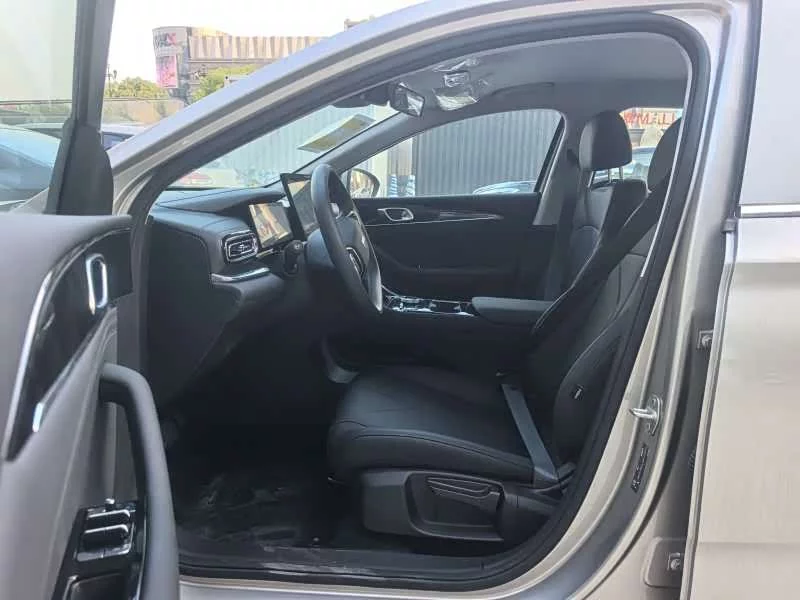 Geely Galaxy Star 6