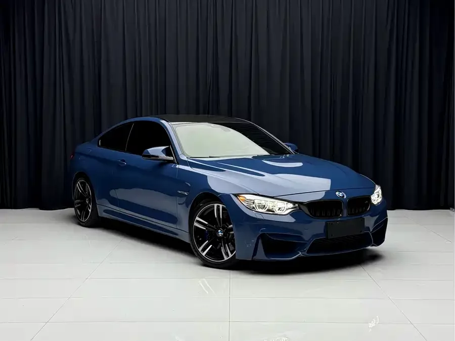 BMW M4
