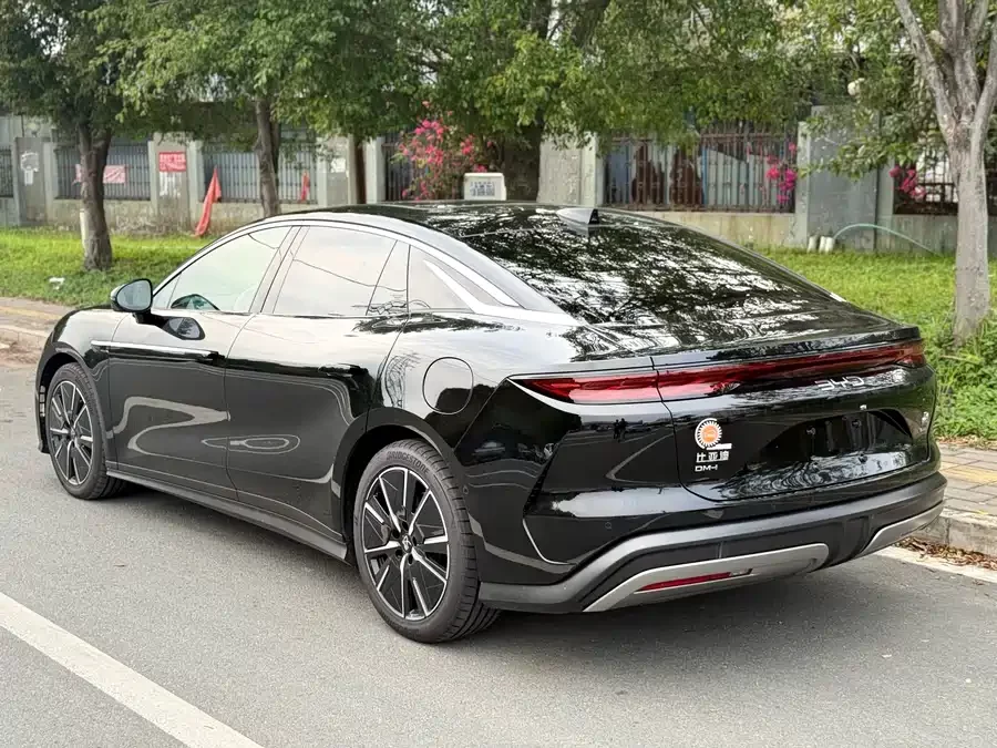 BYD Han L