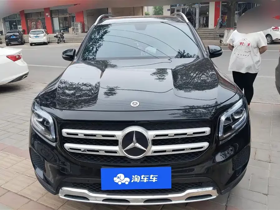 Mercedes Benz GLB