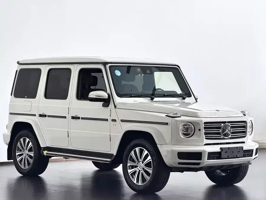 Mercedes Benz G-rated