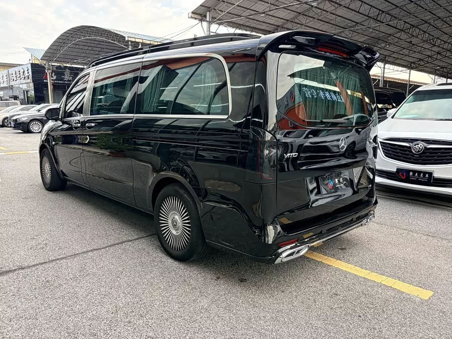 Mercedes Benz Vito
