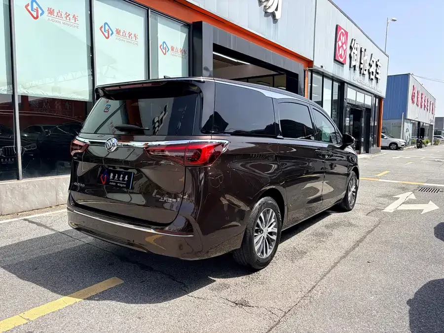 Buick GL8