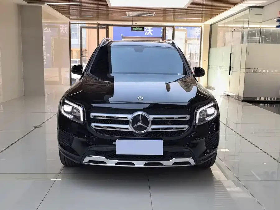 Mercedes Benz GLB