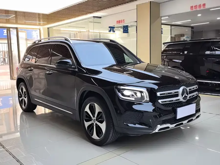 Mercedes Benz GLB