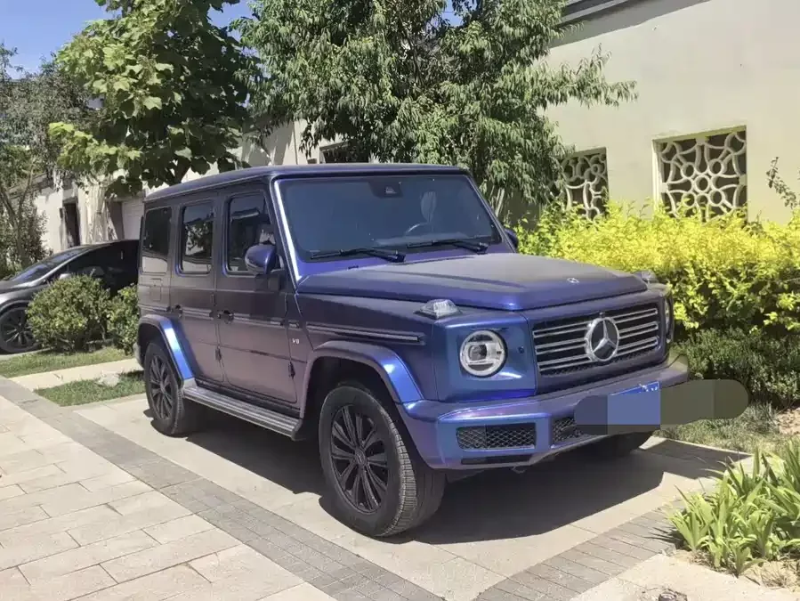 Mercedes Benz G-rated