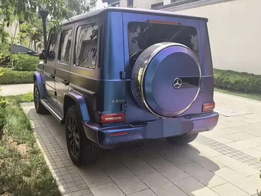Mercedes Benz G-rated