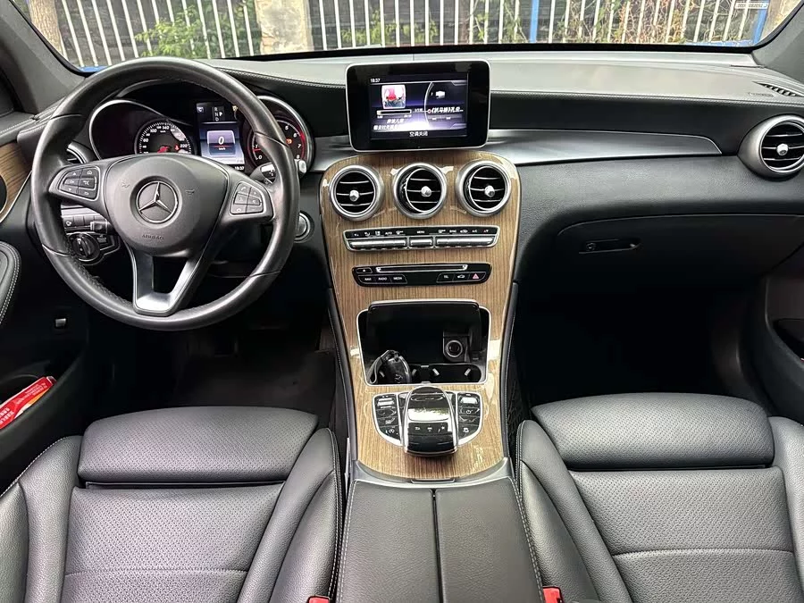 Mercedes Benz GLC coupe