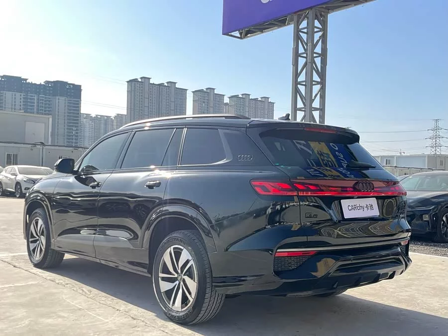 Audi Q6
