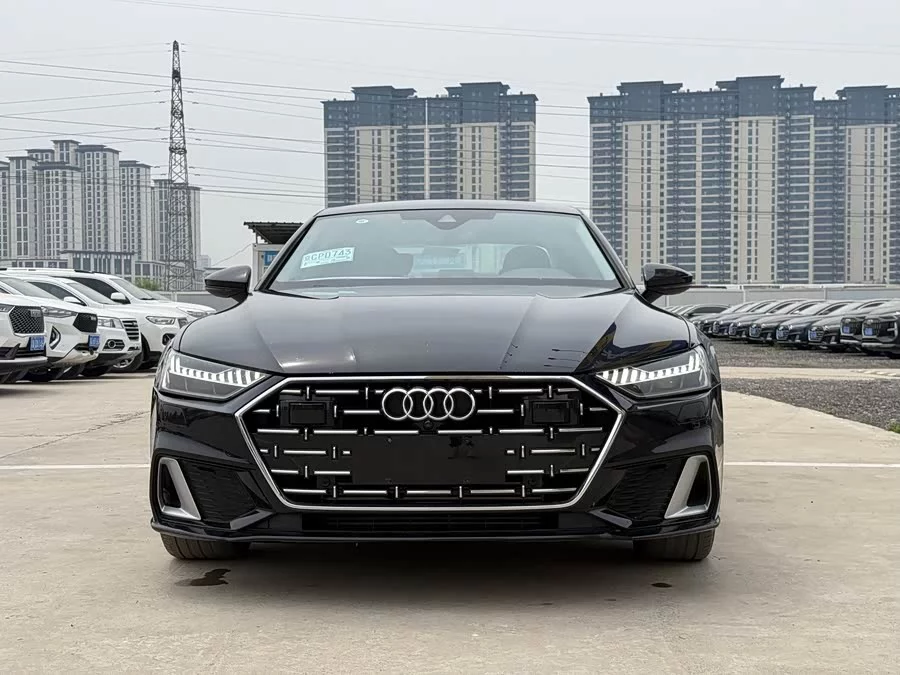 Audi A7L