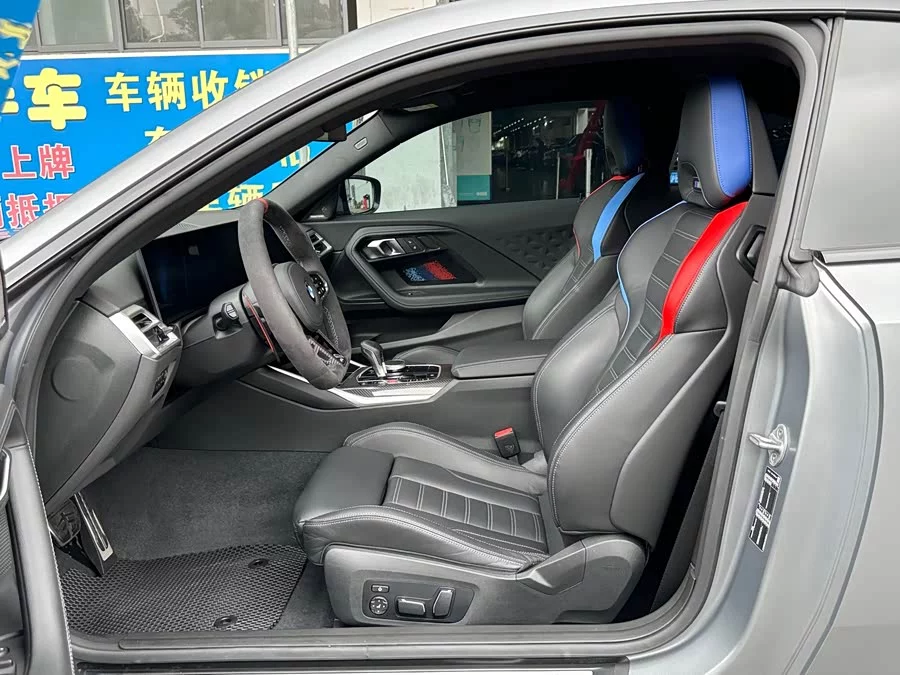 BMW M2