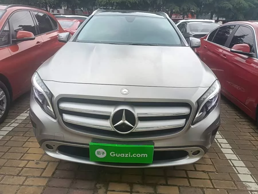 Mercedes Benz GLA