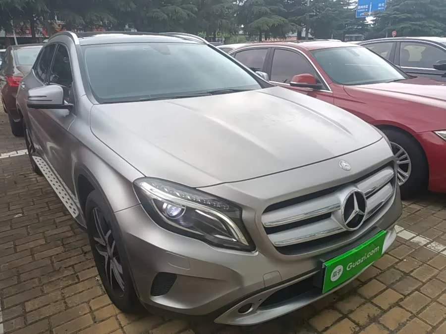 Mercedes Benz GLA