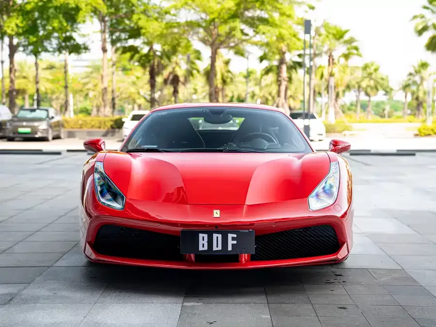 Ferrari 488