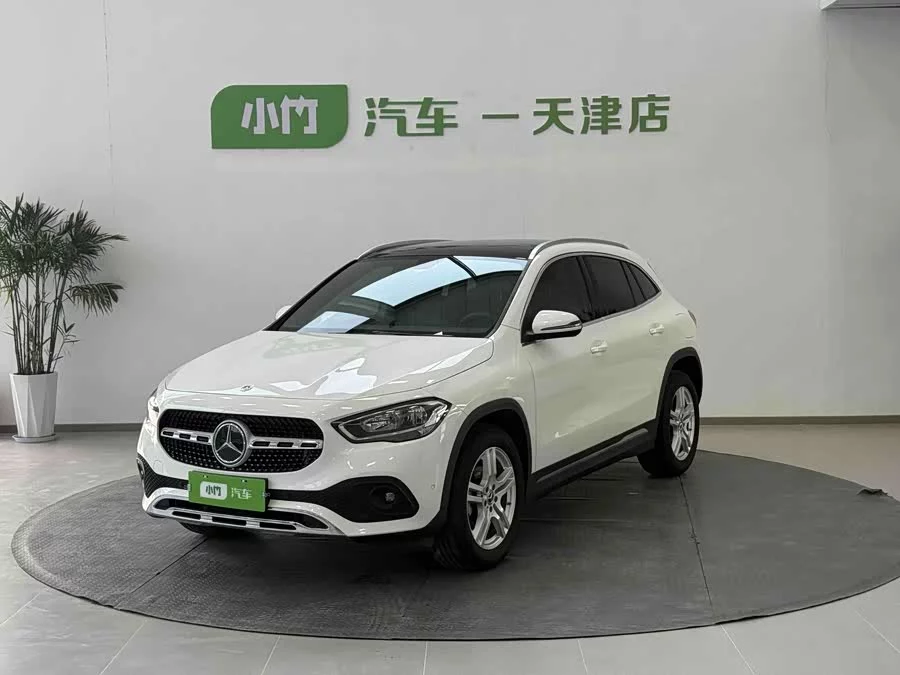 Mercedes Benz GLA