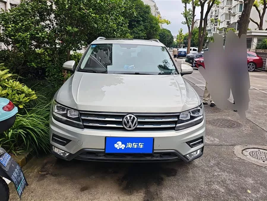 Volkswagen Tiguan L