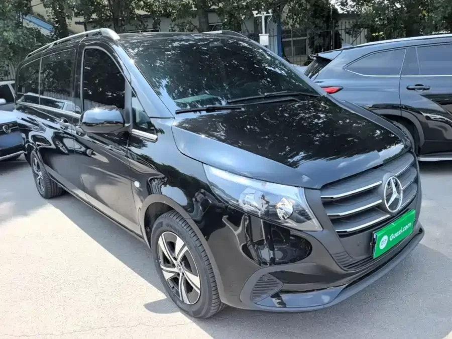 Mercedes Benz Vito