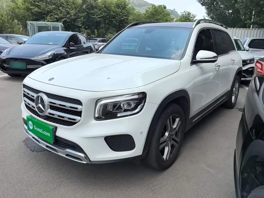 Mercedes Benz GLB