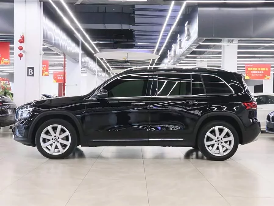 Mercedes Benz GLB