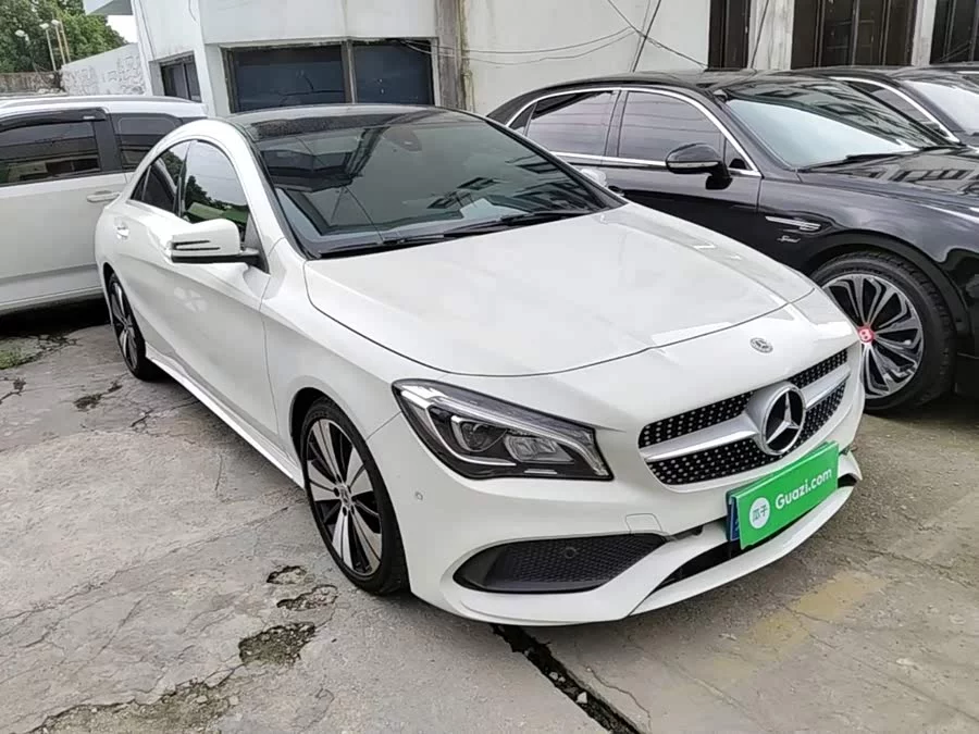 Mercedes-Benz CLA