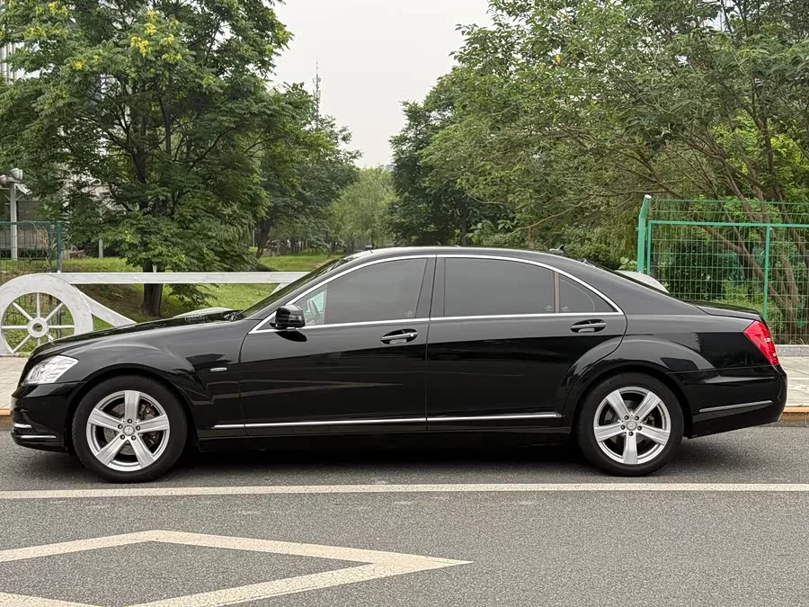 Mercedes Benz S class