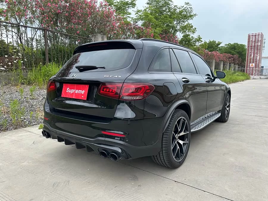 Mercedes Benz GLC AMG