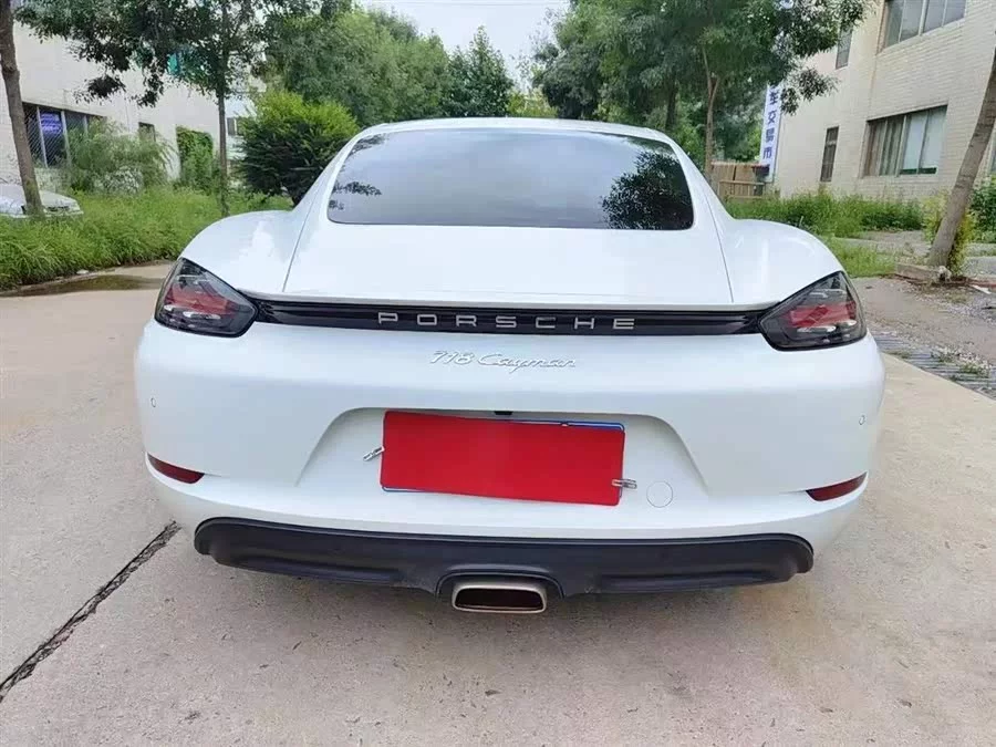 Porsche 718