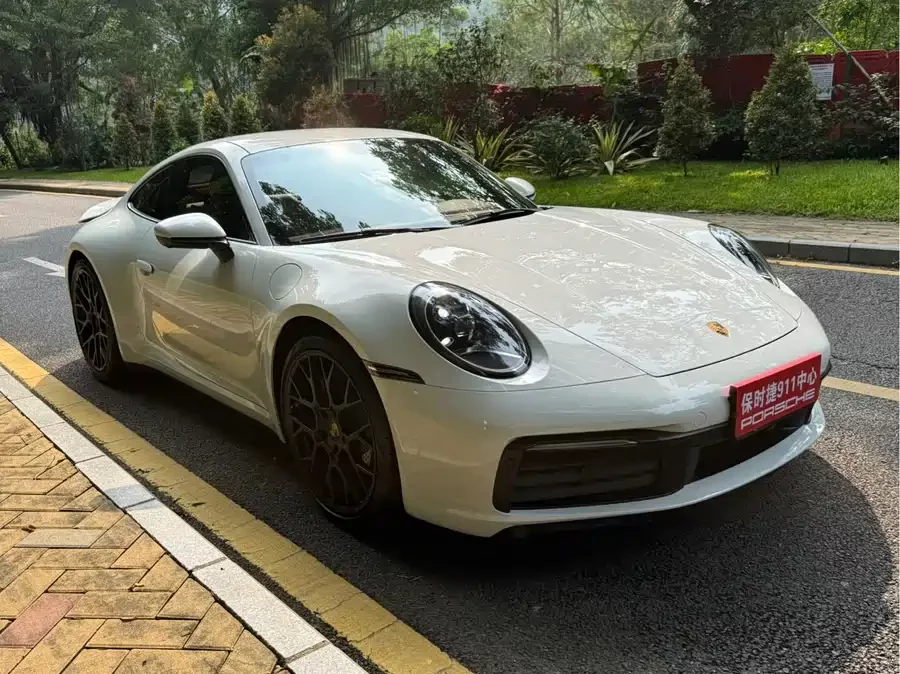Porsche 911