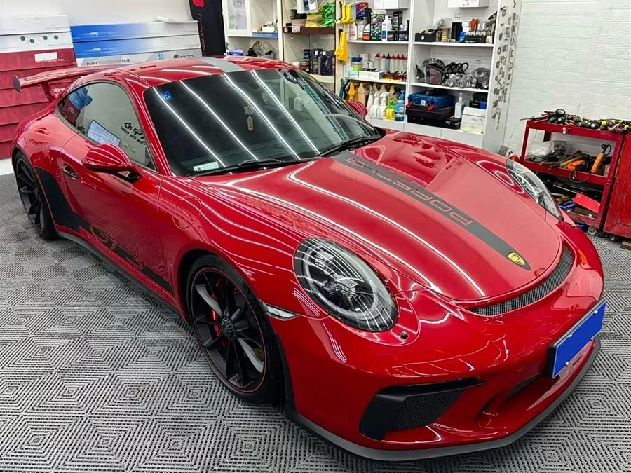 Porsche 911
