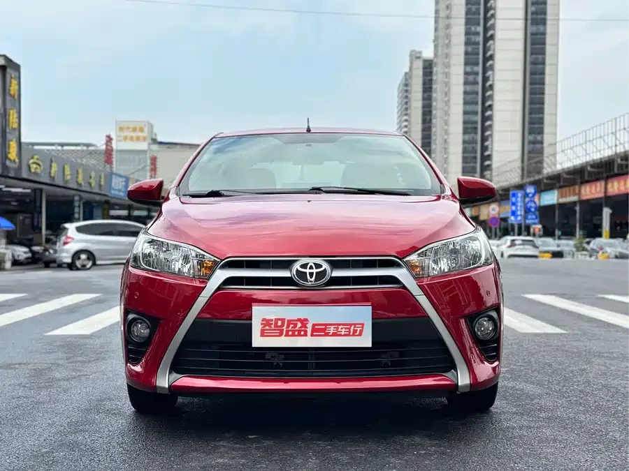 Toyota YARiS L