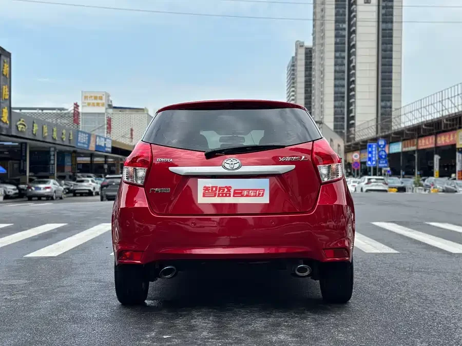 Toyota YARiS L