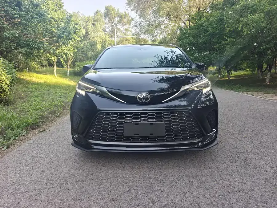 Toyota Granvia