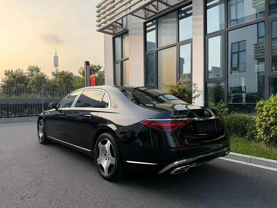 Mercedes Benz Maybach S-Class