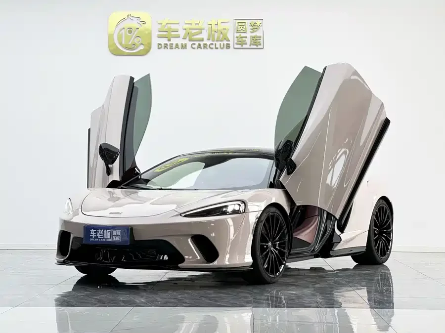 McLaren GT