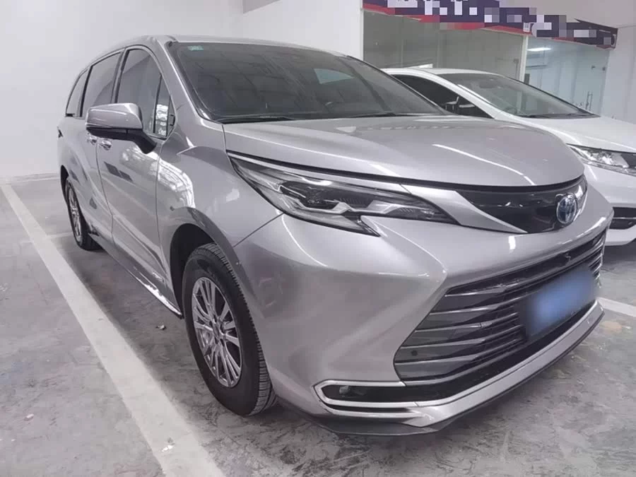 Toyota SIENNA
