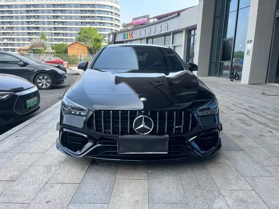 Mercedes Benz CLA AMG