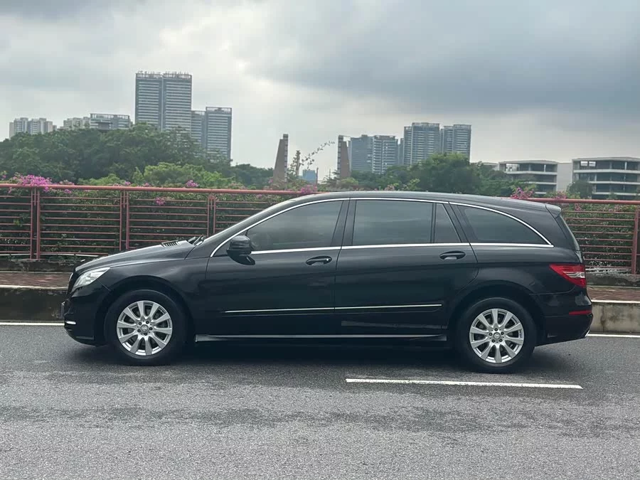 Mercedes Benz R-rated