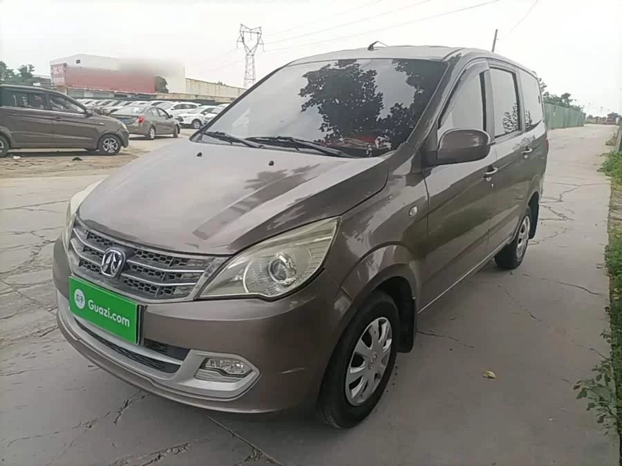 BAIC M20