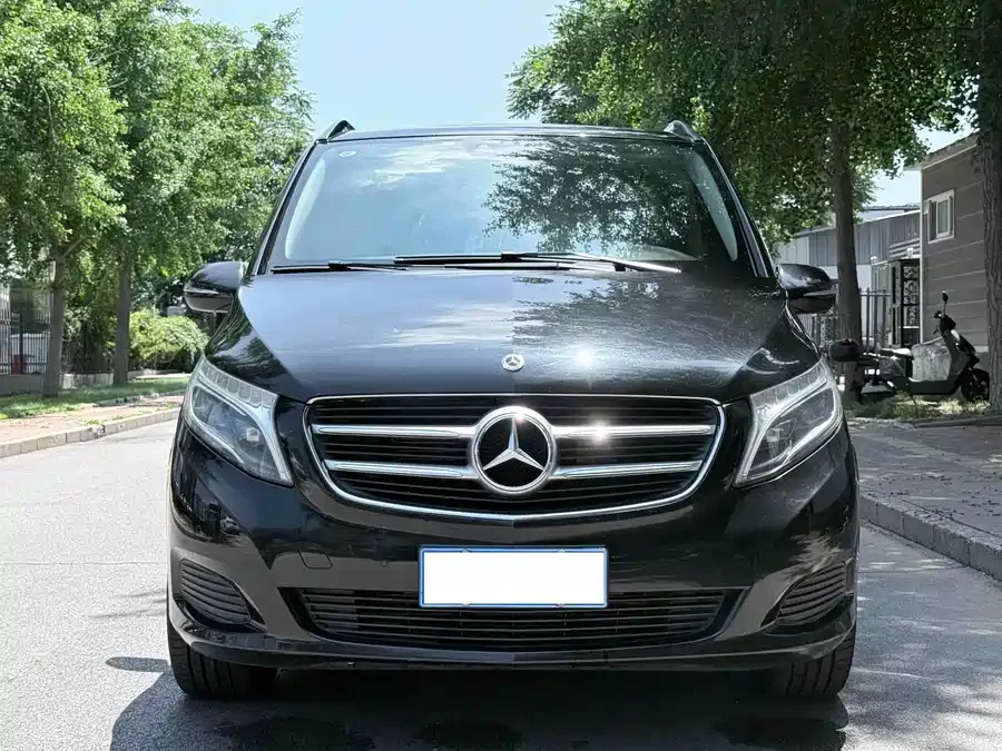 Mercedes Benz Class V