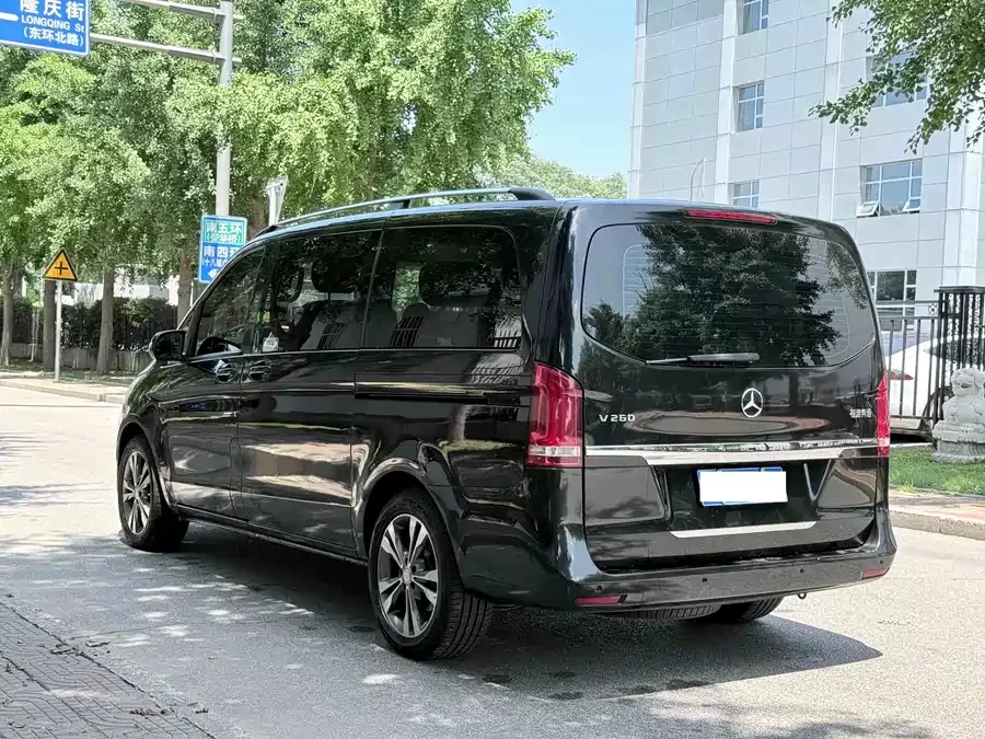 Mercedes Benz Class V
