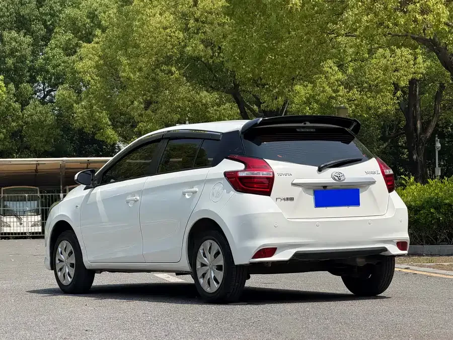 Toyota YARiS L