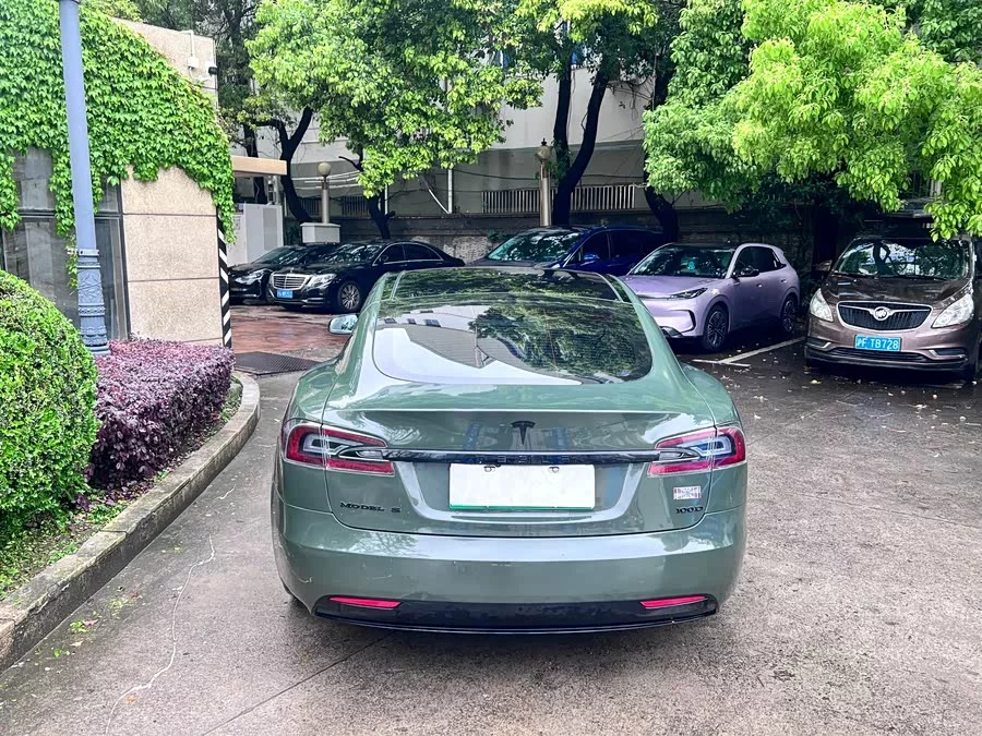 Tesla Model S