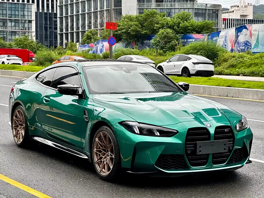 BMW M4