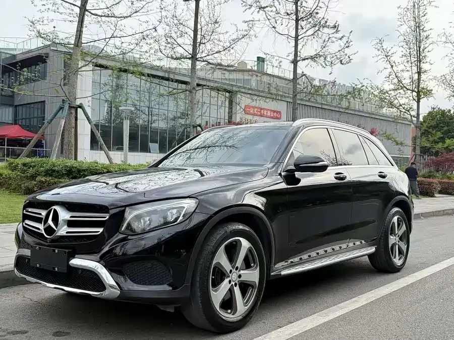 Mercedes Benz GLC