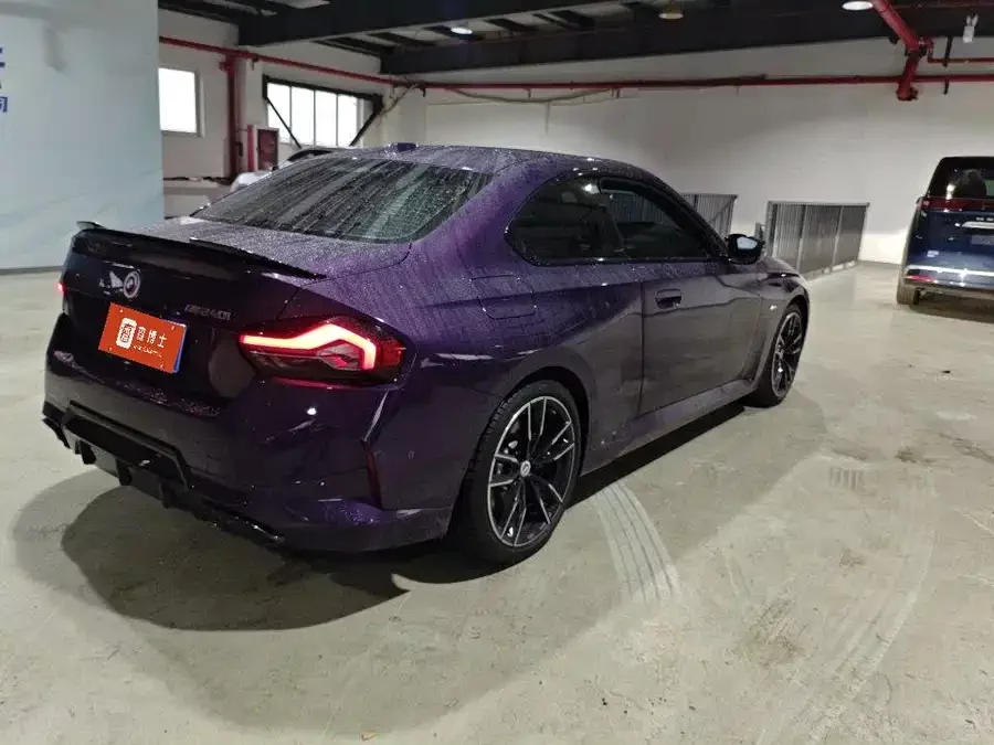 BMW M240i