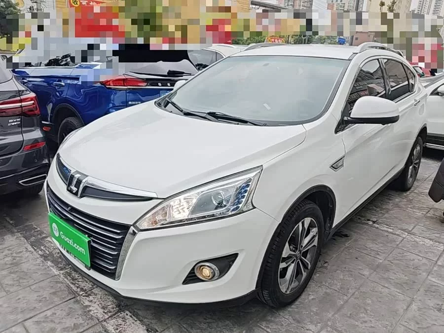 Luxgen U6 SUV